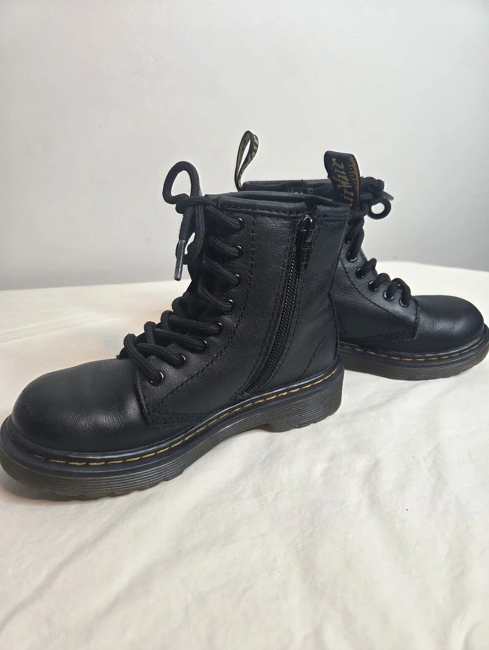 Dr. Martens Kids Black Leather Lace Up Zip Combat Boots Size 12
